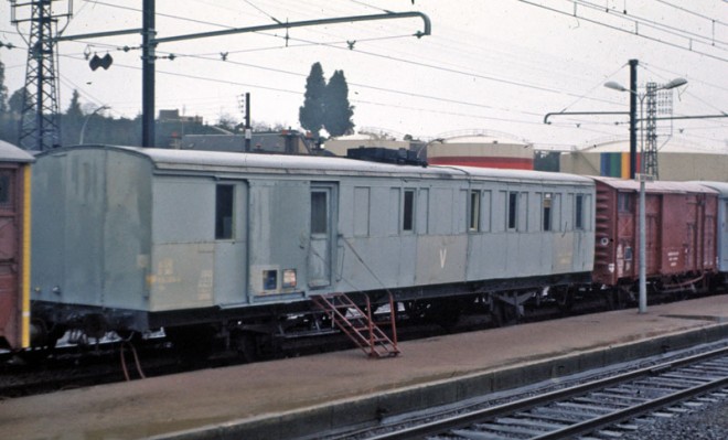 1974-xx-003vngr-la-sout.jpg