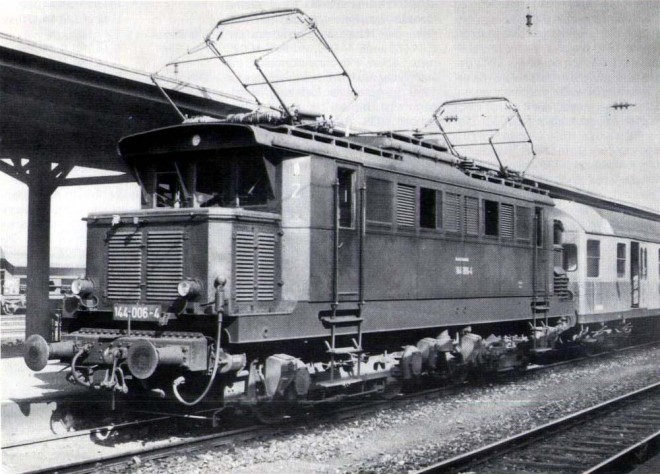144 006-4 DB.jpg