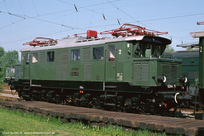 E 244 31 préservée.jpg
