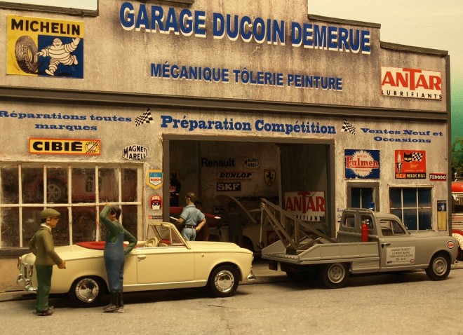 DUO DE 403.JPG