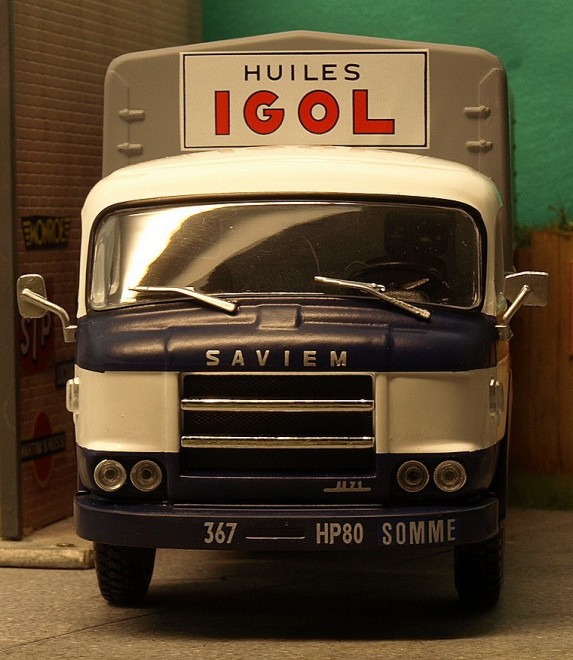 SAVIEM JL 21 003.JPG