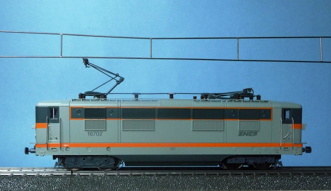 BB 16702 grise VIT.JPG
