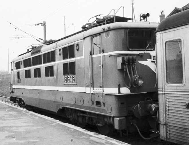 40 - BB 16576 à Bondy.jpg