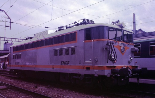 B03 - BB 20208 à Bâle (85 10 25).jpg