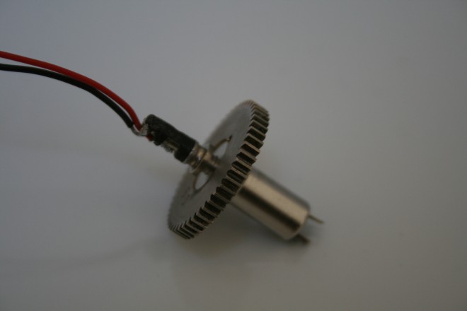 motorisation grue 006.JPG