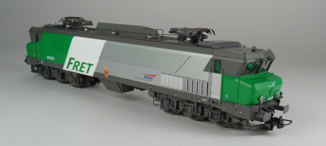 003 (1024x459).jpg