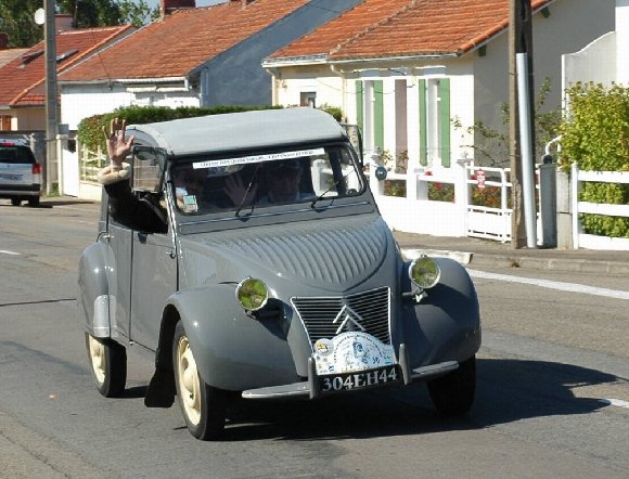 voitures anciennesl-001.jpg