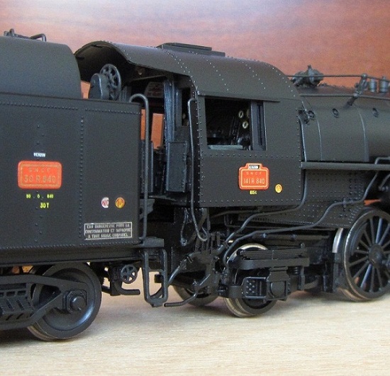 141 R 840 côté chauffeur..JPG