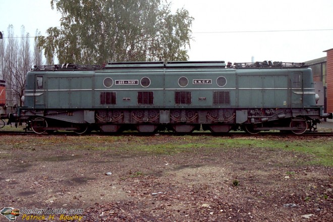 24589 1998.jpg