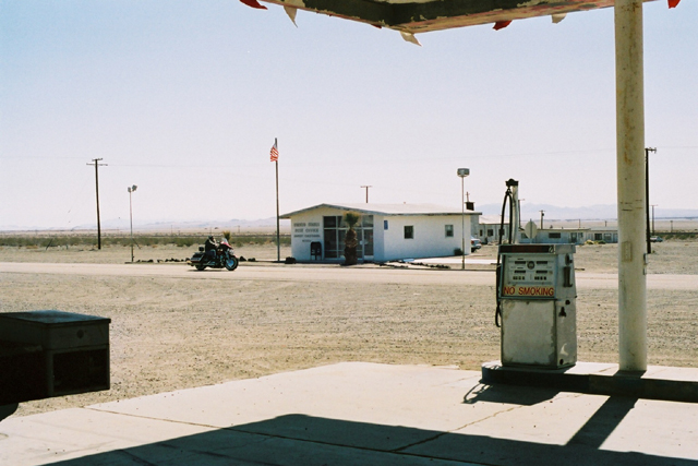 2img013.jpg