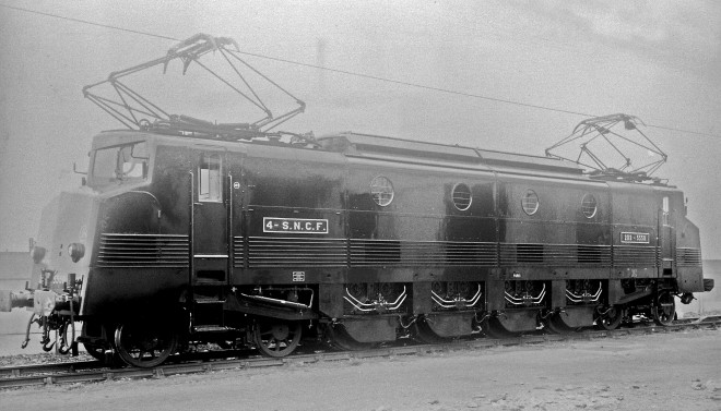 2D2 5550rw.jpg