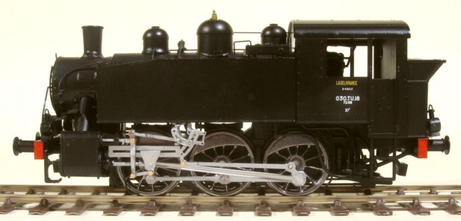 REETU6 railway.jpg