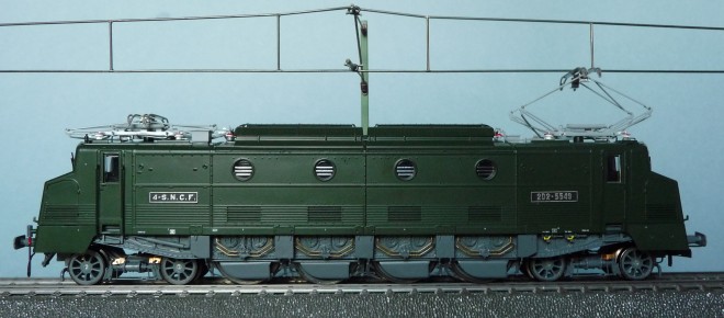 2D2 5549 HJ.JPG