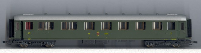 AB4 2856 CFF, lourde à toit bombé, Roco 63010, face couloir.jpg