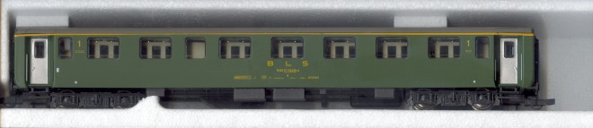 A 51 63 17 70 035-4, RIC-Schlieren BLS, DB, Sachsenmodelle 14'400, face couloir.jpg