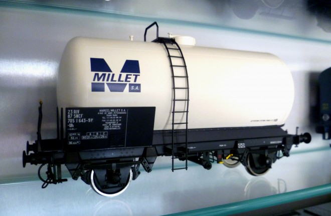 AMJL Citerne Fauvet-Girel M-MILLET.JPG