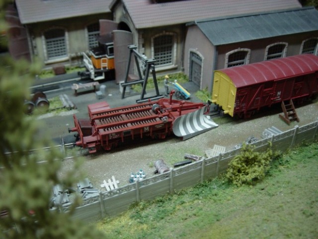 03.jpg