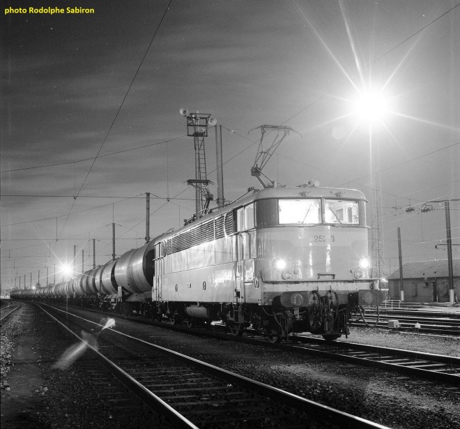 BB 25213..jpg