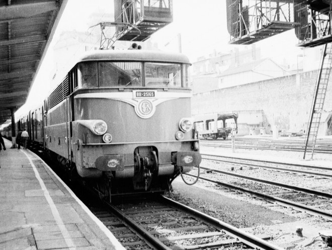 30 - BB 25165.jpg