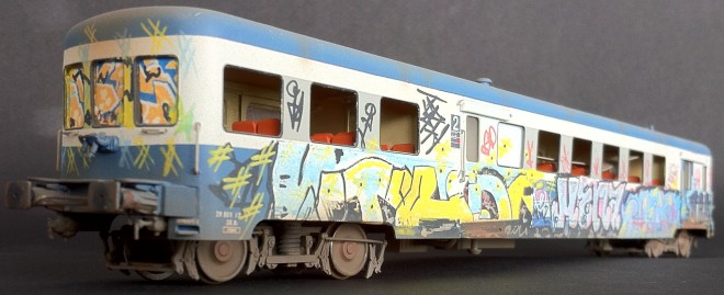 ZR17100.3.JPG