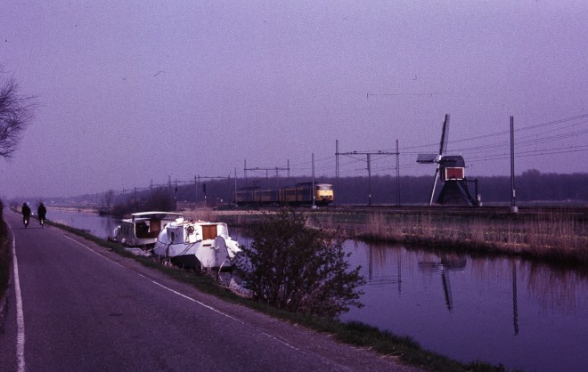 1985 D26 E11 - Hollande (85 04 19).jpg