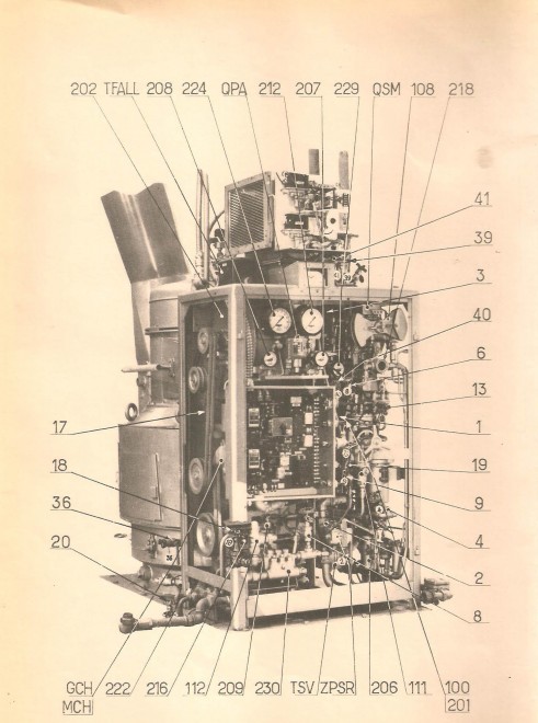 FC 900 3 001.jpg