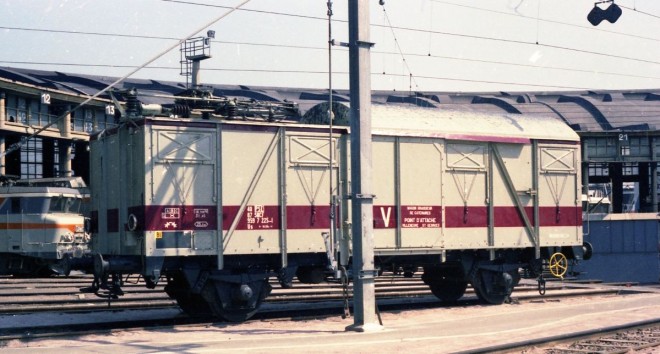 Us 40 87 959 7 225-1.jpg