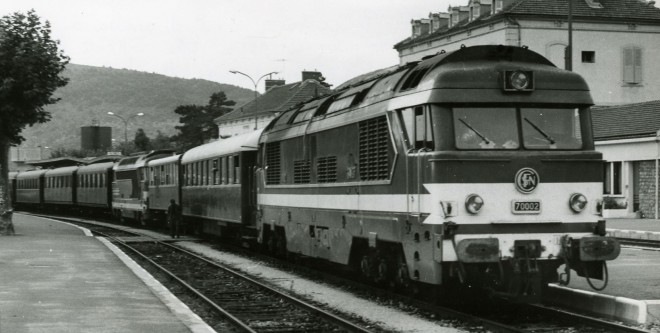 70002 (2).jpg