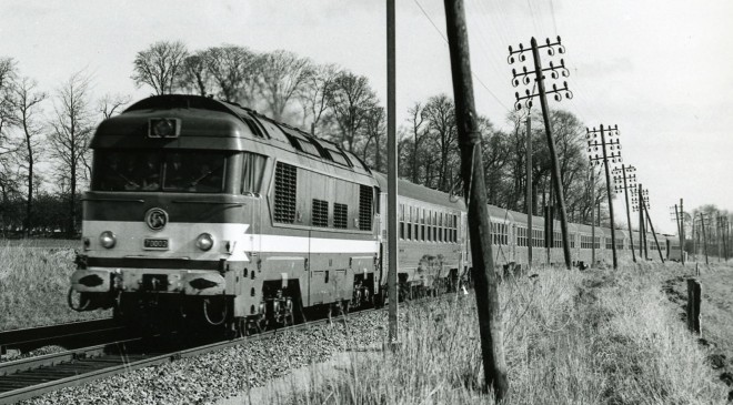 70002 (3).jpg