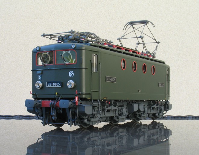 BB 8105 (2).JPG
