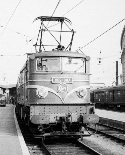20 - 2D2 9117 à PL.jpg