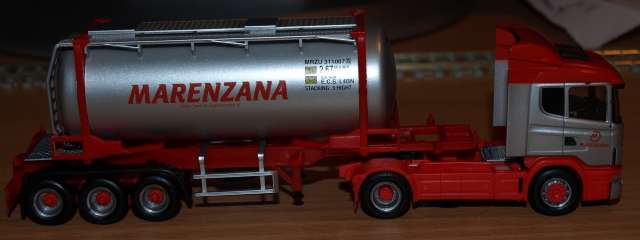camions 002_PhotoRedukto.jpg