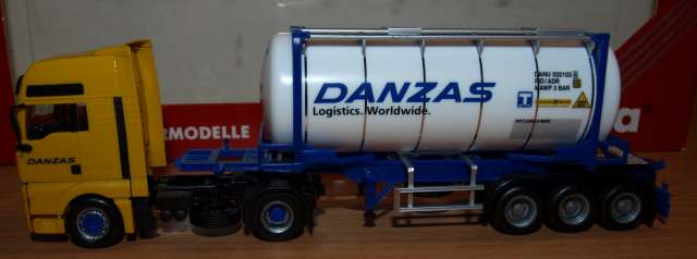 camions 006_PhotoRedukto.jpg