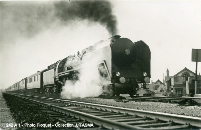 242a1002rduitrt0.jpg