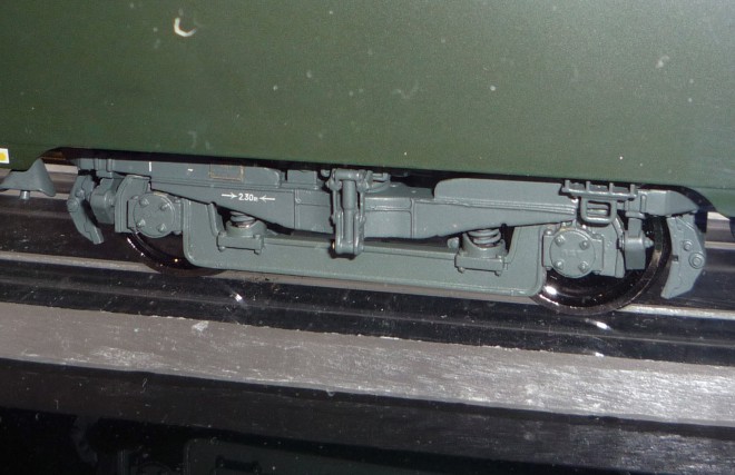 detail Bogie R37.jpg