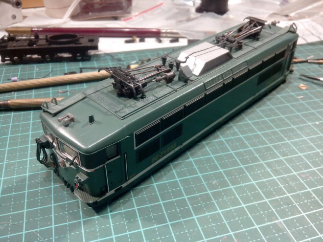 Lima 208171 BB 25503 caisse 01 reduit.JPG