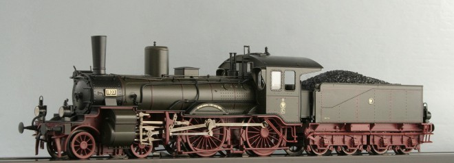 R69302N-Lv.JPG