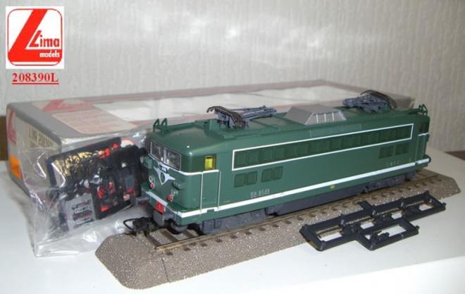 Lima 208390 BB 8548 01.JPG