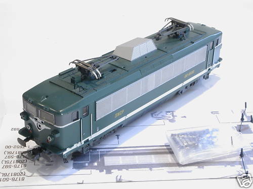 Lima BB 8600 verte  du coffret RIB 149814 01.JPG