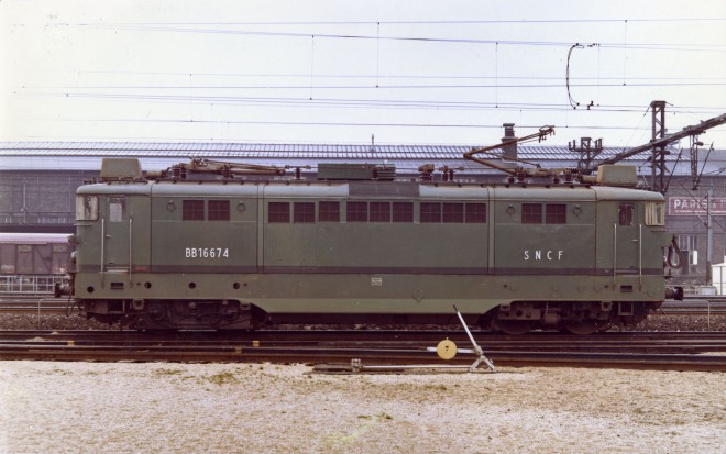 BB 16674.jpg