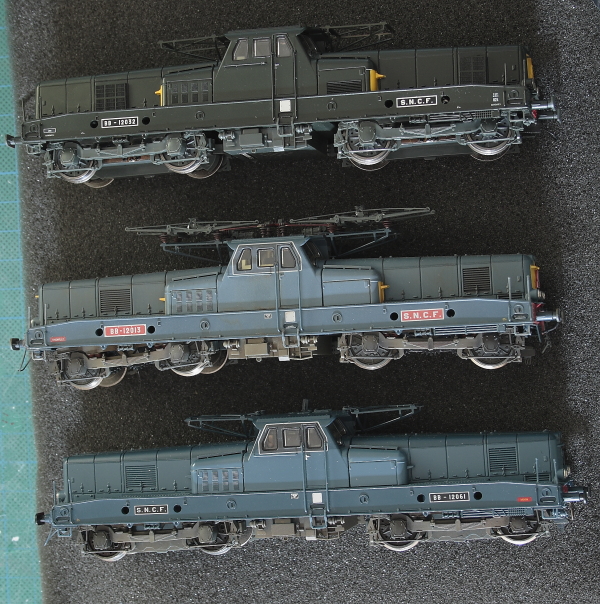 BB12000_2.JPG