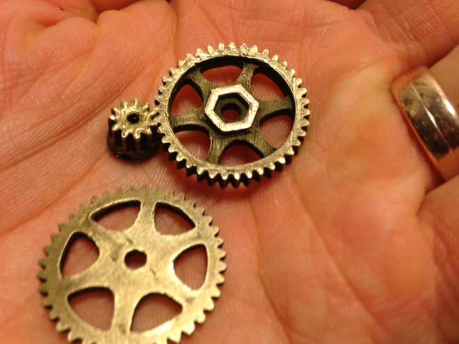 Engrenages-imprimés-avec-la-Mini-Metal-Maker.jpg