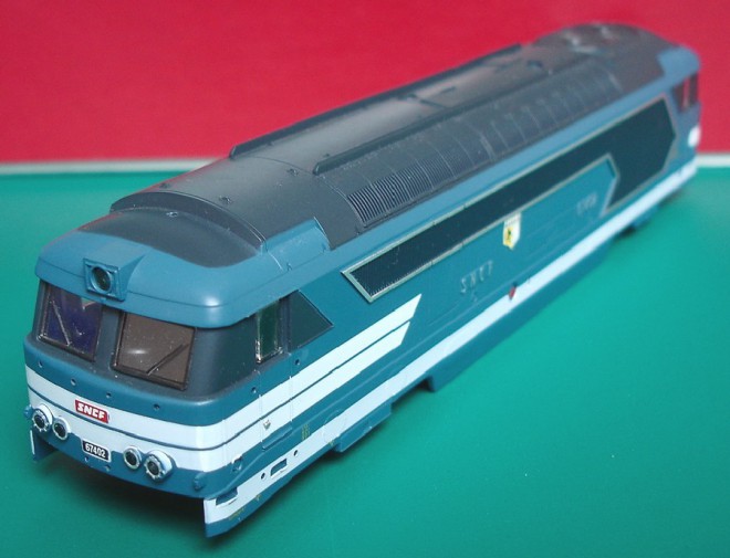 Lima 208436 BB 67402 03.jpg