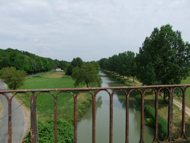 DSCF9892.JPG